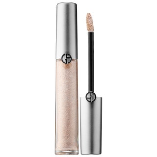Жидкие тени Eye Tint от Giorgio Armani 2230 руб. Буду краткой  они вечные. Вы можете плакать потеть тереть глаза руками...
