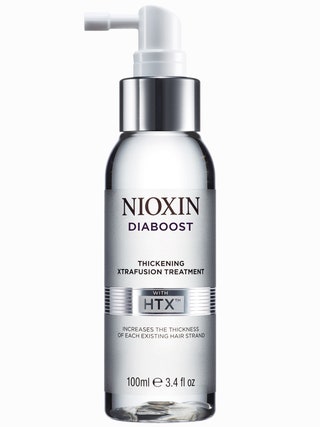 Nioxin уплотняющий спрей Diaboost 2000 руб. После мытья головы  и непосредственно перед укладкой втираю его в корни....