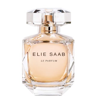 Le Parfum Elie Saab 1500 руб. Элегантный обволакивающий аромат подобный шлейфу роскошного платья Haute Couture.