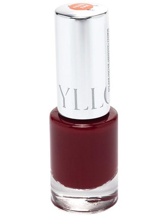 Yllozure матовый лак для ногтей Glamour Matt 306 руб.