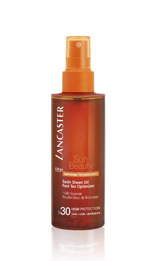 Lancaster шелковистое масло для загара Sun Beauty Satin Sheen Oil Fast Tan Optimizer SPF 30 2100 руб.