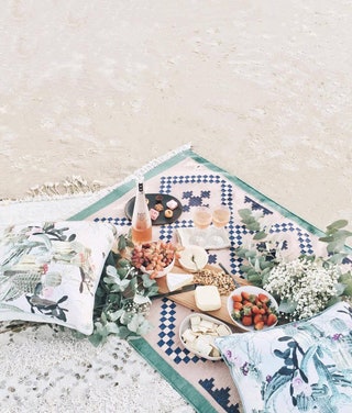 hashtagtravelsociety