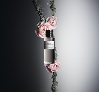 Christian Dior аромат Gris Montaigne 13 250 руб.