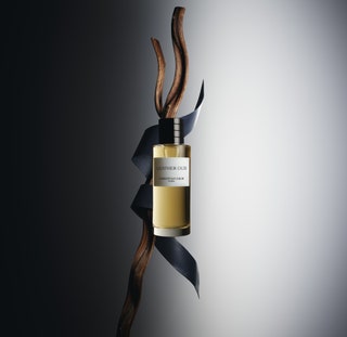 Christian Dior аромат Leather Oud 13 250 руб.
