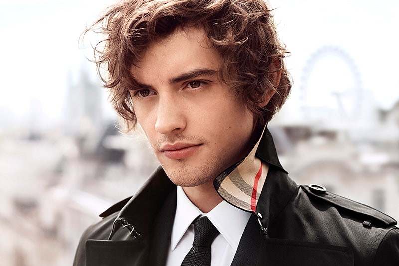 Джош Уайтхаус в рекламной кампании Mr. Burberry