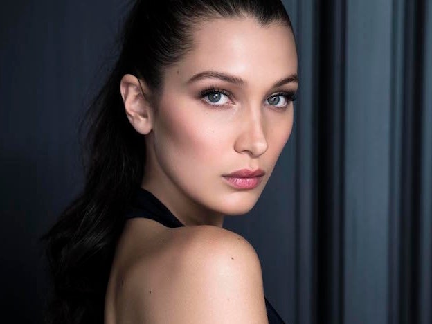 Белла Хадид &- новая посланница Dior