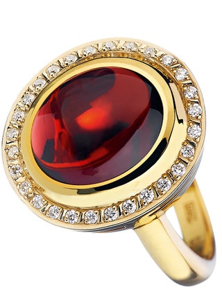 «Ювелирный 1919» кольцо из желтого золота с гранатом и бриллиантами  127 880 руб.