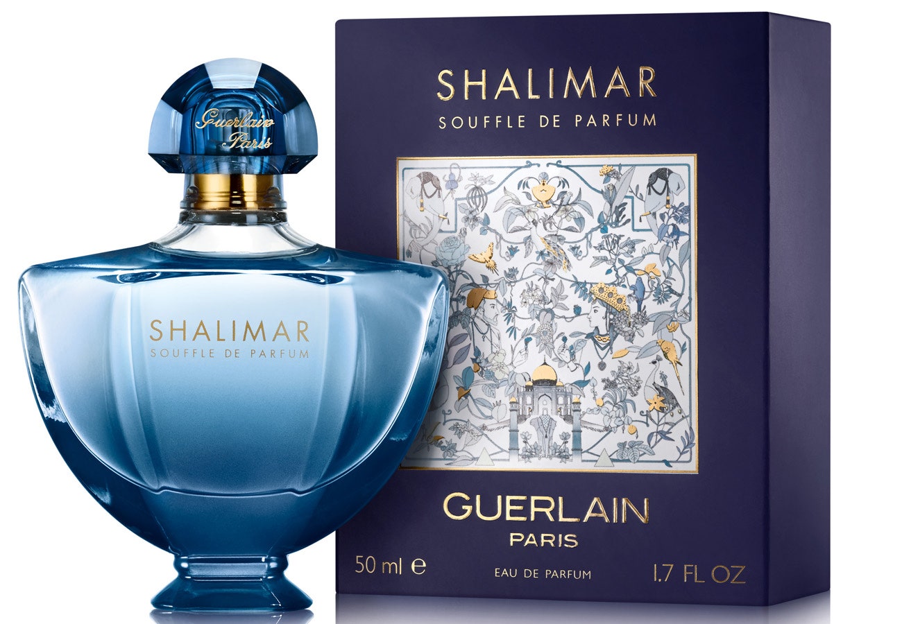 Аромат Shalimar Souffle de Parfum от Guerlain в голубом флаконе можно купить в «Рив Гош» | Allure