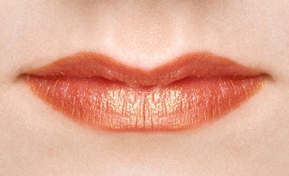 Make Up For Ever Rouge Artist Intense 17 1650 руб. Останется на месте спустя несколько бокалов игристого.
