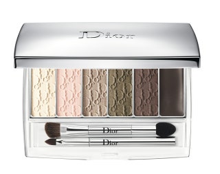 Палитра теней Backstage Eye Reviver 002 3 800 руб.