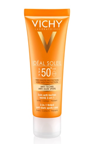 Vichy 3в1 тонирующий уход против пигментных пятен с SPF 50 1398 руб.