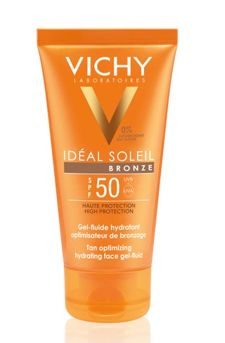 Vichy увлажняющий флюидгель для лица  Idal Soleil Bronze с SPF 50 1149 руб. Также есть с SPF 30 1097 руб.