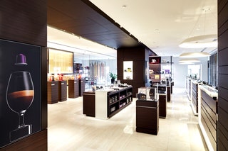 Флагманский бутик Nespresso.
