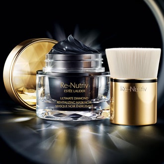 Черное сокровище: маска для лица Re-Nutriv Ultimate Diamond от Estée Lauder