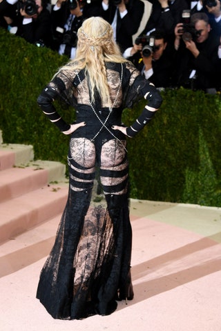 Мадонна в Givenchy