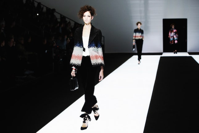 Модный Дом Giorgio Armani откажется от использования натурального меха