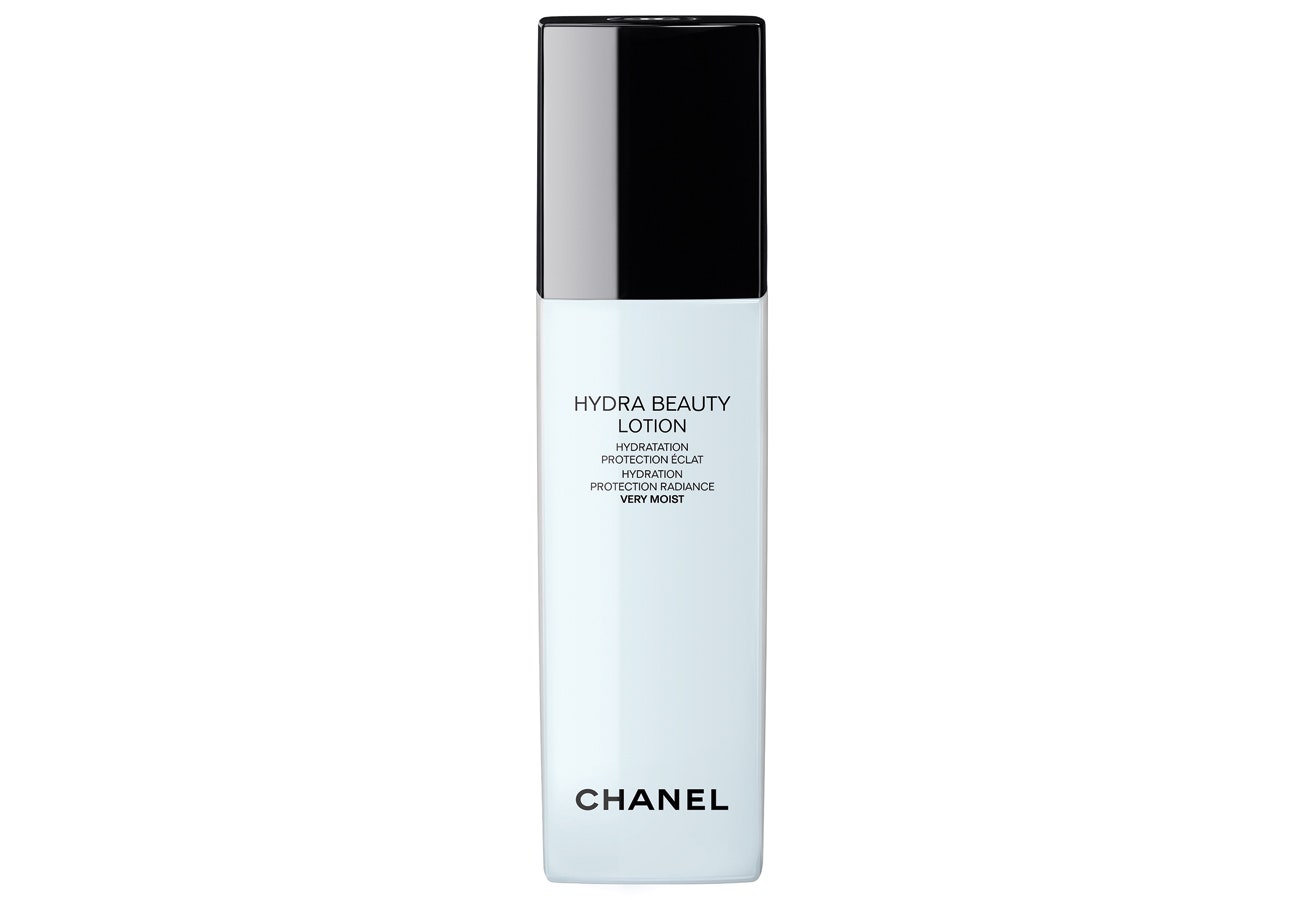 Новинки Hydra Beauty от Chanel увлажняющие бальзам лосьон гель для области вокруг глаз | Allure