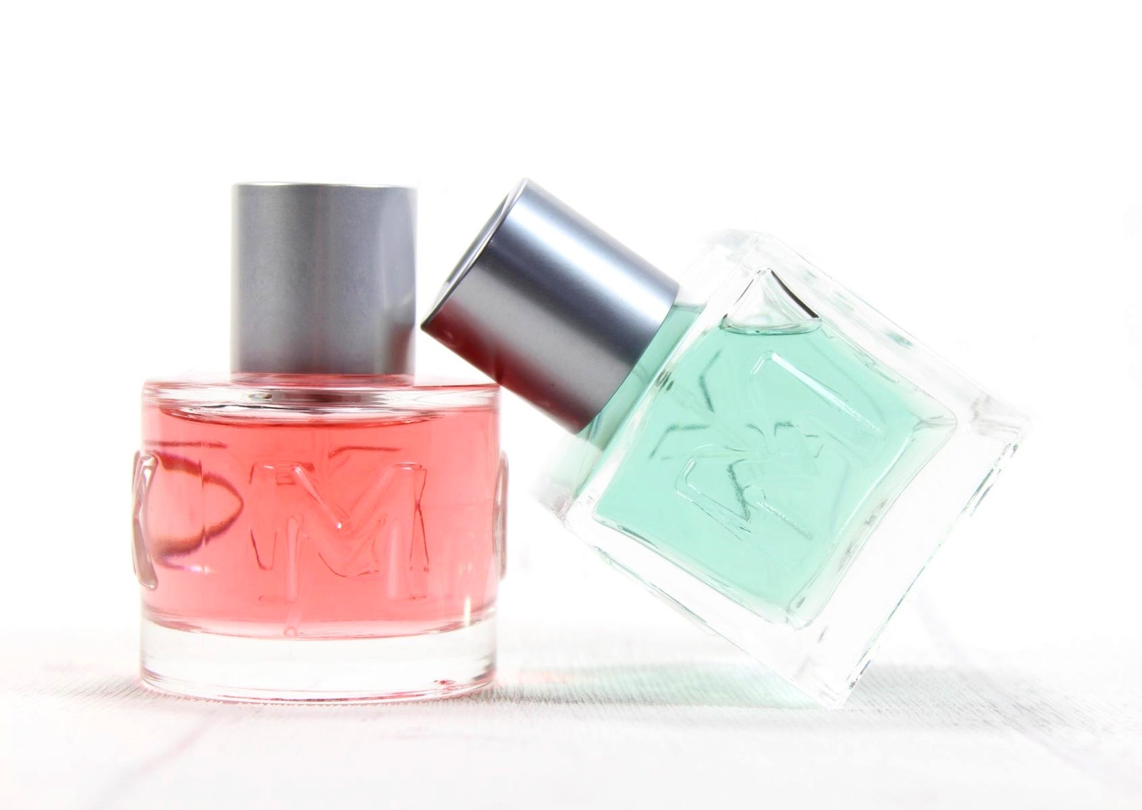 Новинки мира моды за 26 апреля День красоты от Giorgio Armani ароматы Mexx и другое | Allure
