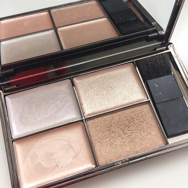 Лучшие бьютисредства помада Smashbox бальзам для лица Chanel тени Sleek Makeup | Allure