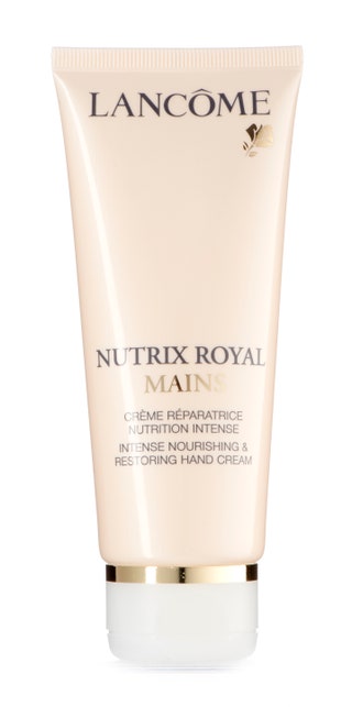 Lancôme Nutrix Royal Mains 2521 руб. «Жирный крем с пептидами каштанового дерева и экстрактом маточного молочка...