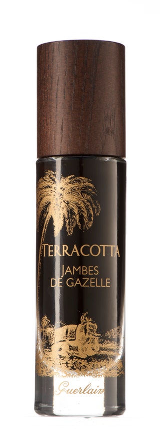 Guerlain Terracotta  Jambes de Gazelle 3565 руб. «Настоящие «жидкие колготки». Дымка для ног с ароматом цветка тиаре...