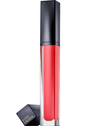 Este Lauder блеск для губ Tempting Melon 2100 рублей.