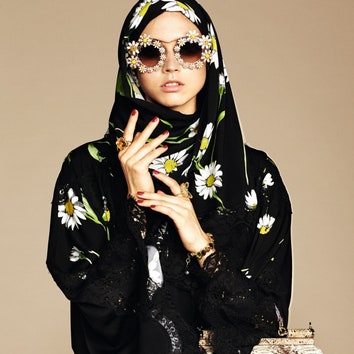 Курс на Восток: Dolce & Gabbana создали коллекцию хиджабов и абай