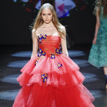 Королевство полной Луны: 200 роскошных платьев на Неделе моды в Нью-Йорке