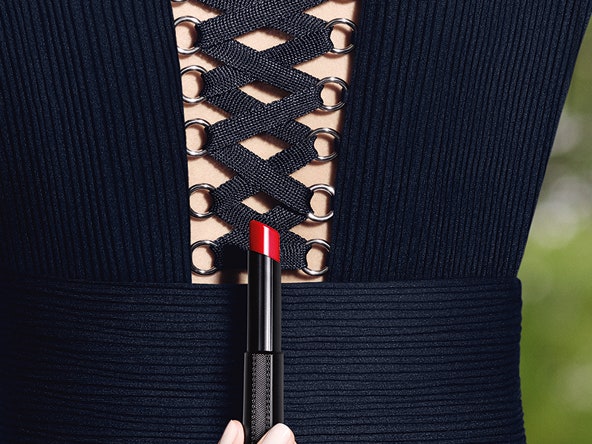 Секретный оттенок: помада Rouge Interdit Vinyl от Givenchy