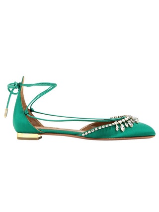 Aquazzura босоножки  из шелка украшенные кристаллами  54 000 руб.