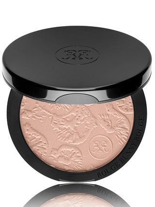 Rouge Bunny Rouge светоотражающая пудра Loves Lights в оттенке Sweet to Touch 3150 руб.