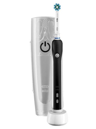 Зубная щетка OralB Pro 750 CrossAction.