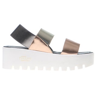 Сандалии из металлизированной кожи 23 990 руб. Studio Pollini.