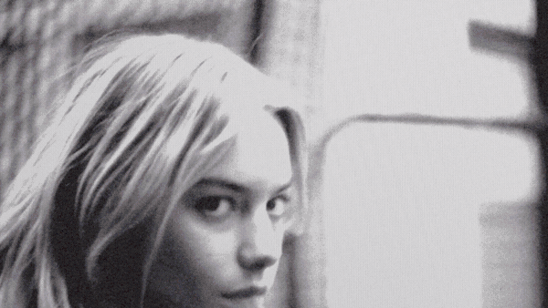 Запретный плод Камилль Роу в минифильме Poison Girl Dior
