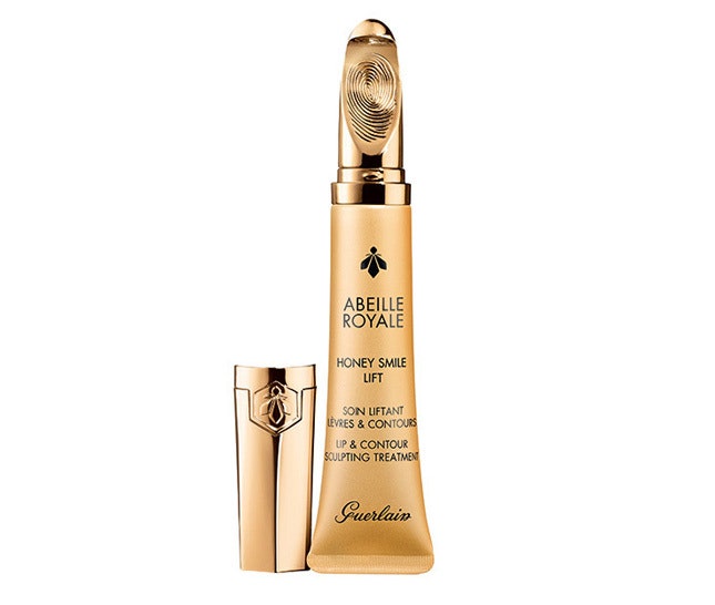 La Petite Robe Noir коллекция макияжа с культовым ароматом Guerlain