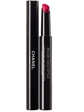 Chanel помадабальзам Rouge Coco Stylo.