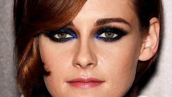 Smoky eyes ошибки в макияже звезд на фото Эммы Уотсон Кристины Агилеры Меган Фокс и других | Allure