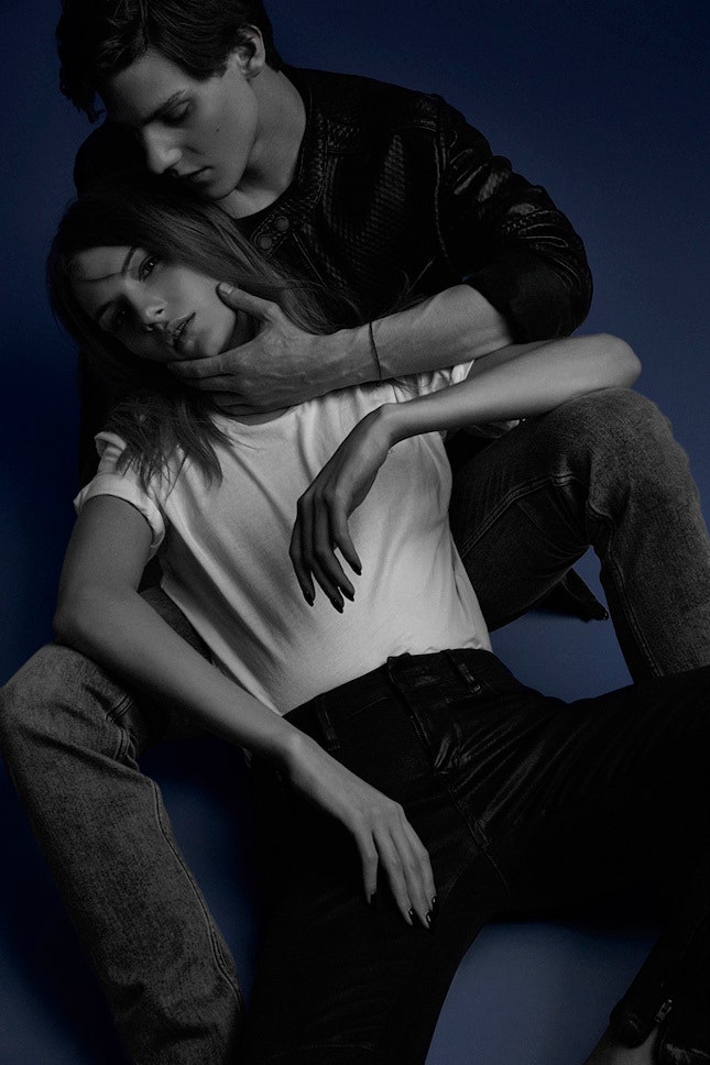 «Мы не помним нашу первую встречу» Павел Табаков и Мария Фомина в эксклюзивной съемке Calvin Klein Jeans