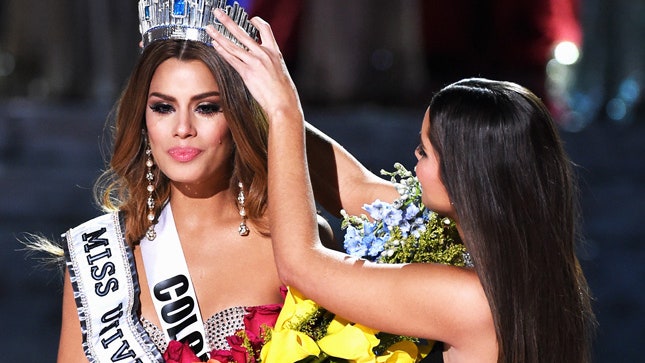 На конкурсе «Мисс Вселенная» 2015 по ошибке короновали не ту участницу