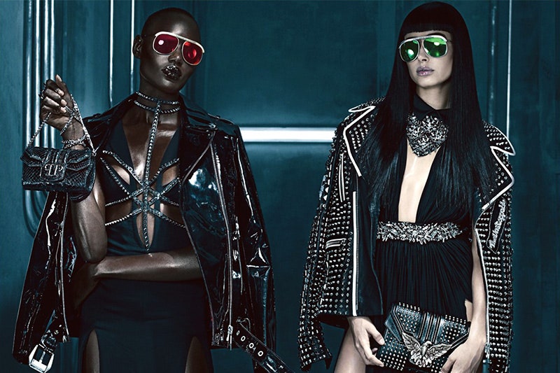 Хейли Болдуин и Аяк Денг в рекламной кампании Philipp Plein