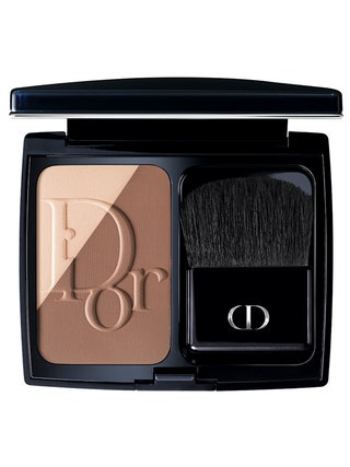 Dior скульптурирующие румяна DiorBlush Sculpt 2900 руб.