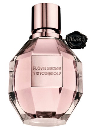 Аромат Flowerbomb ViktorRolf.