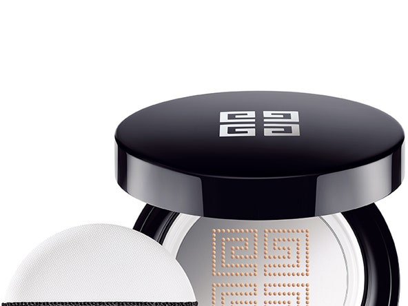 Жесткий диск: новый "кушон" Teint Couture Cushion от Givenchy