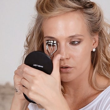 Новый бьюти-блогер Глюк'Oza дает советы по макияжу