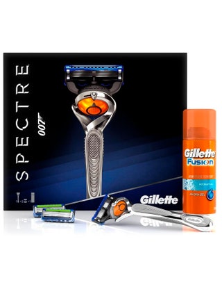 Gillette подарочный набор Gillette 007 Spectre 1400 руб. Подарочный набор включает в себя бритву Fusion ProGlide с...