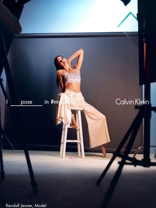 Кендалл Дженнер в весеннелетней кампании Calvin Klein.