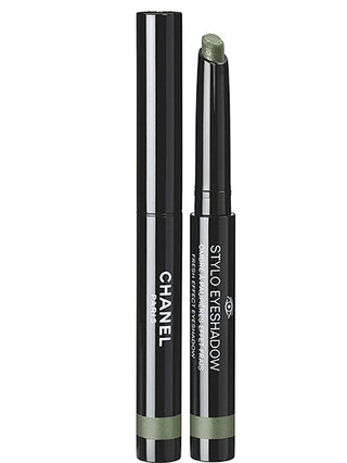 Тени для век Stylo Eyeshadow оттенок 137 от Chanel.