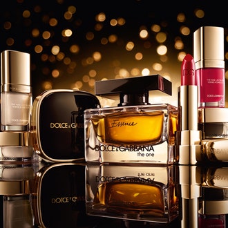 Рождественское золото: лимитированная коллекция The Essence of Holiday от Dolce & Gabbana