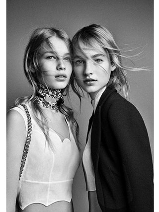Рекламная кампания весеннелетней коллекции Dior.