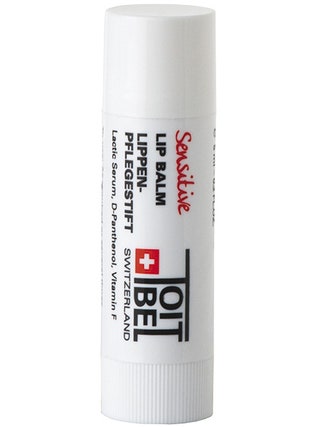 Toitbel бальзам для губ Sensitive Lip Balm с абрикосовым маслом молочной сывороткой пантенолом витамином F 139 рублей.